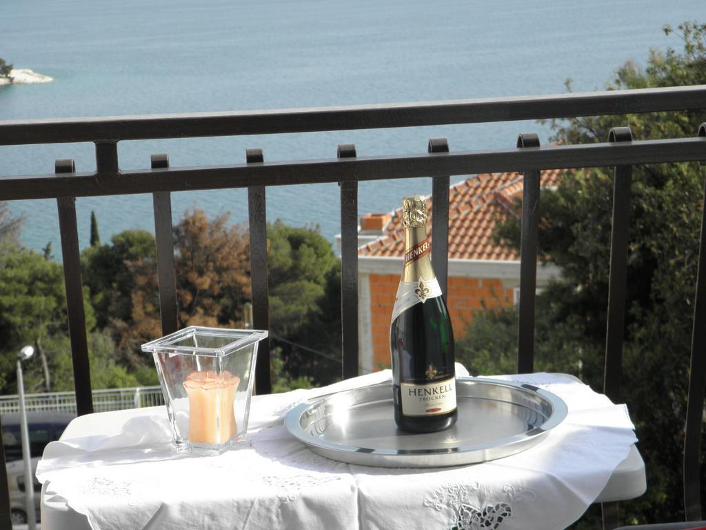 Villa Brekalo Trogir Room photo